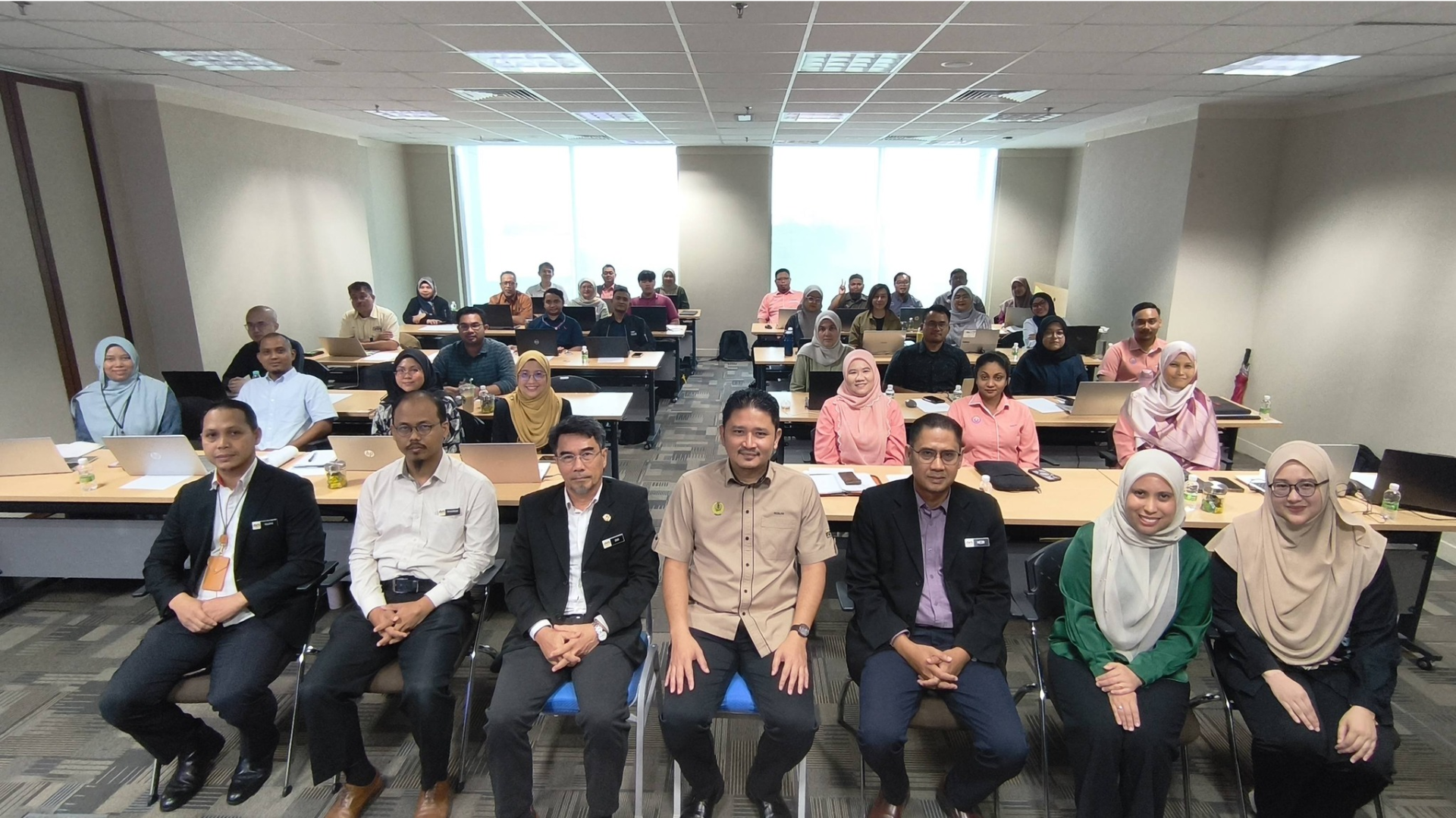 KURSUS LATIHAN PENGGUNA SISTEM OSC 3.0 PLUS ONLINE